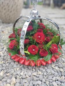 crown of roses funeral flowers