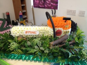 chainsaw-bespoke-funeral-tributes                  